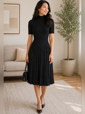 Rachel Zoe Black Ribbed Short Sleeve Midi Dress